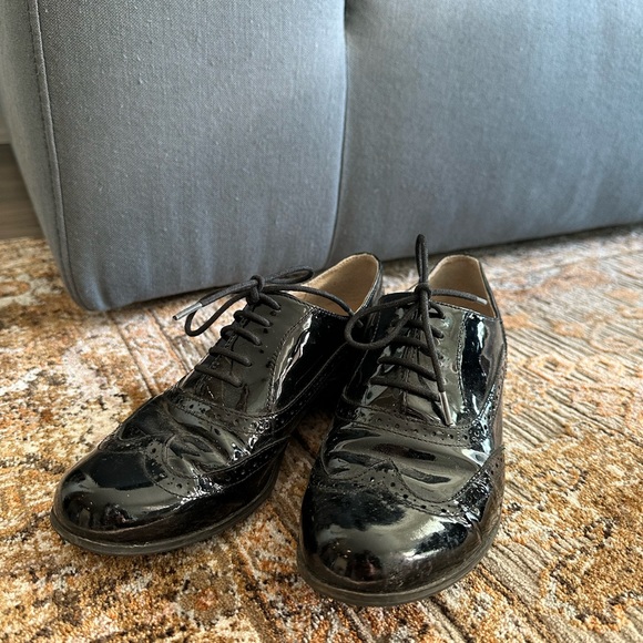Size 7 Patent leather Oxford loafers - Picture 3 of 4